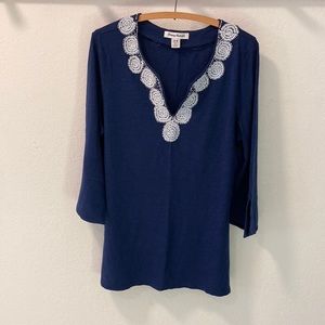 New Tommy Bahama navy blue tunic shirt